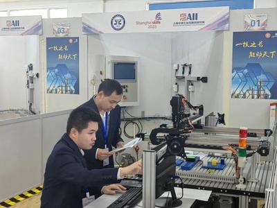 連摘三金！長(zhǎng)寧代表隊(duì)在上海市第一屆職業(yè)技能大賽中表現(xiàn)搶眼